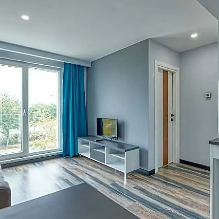 Grisverde 3*