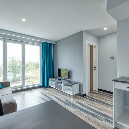 Grisverde 3*